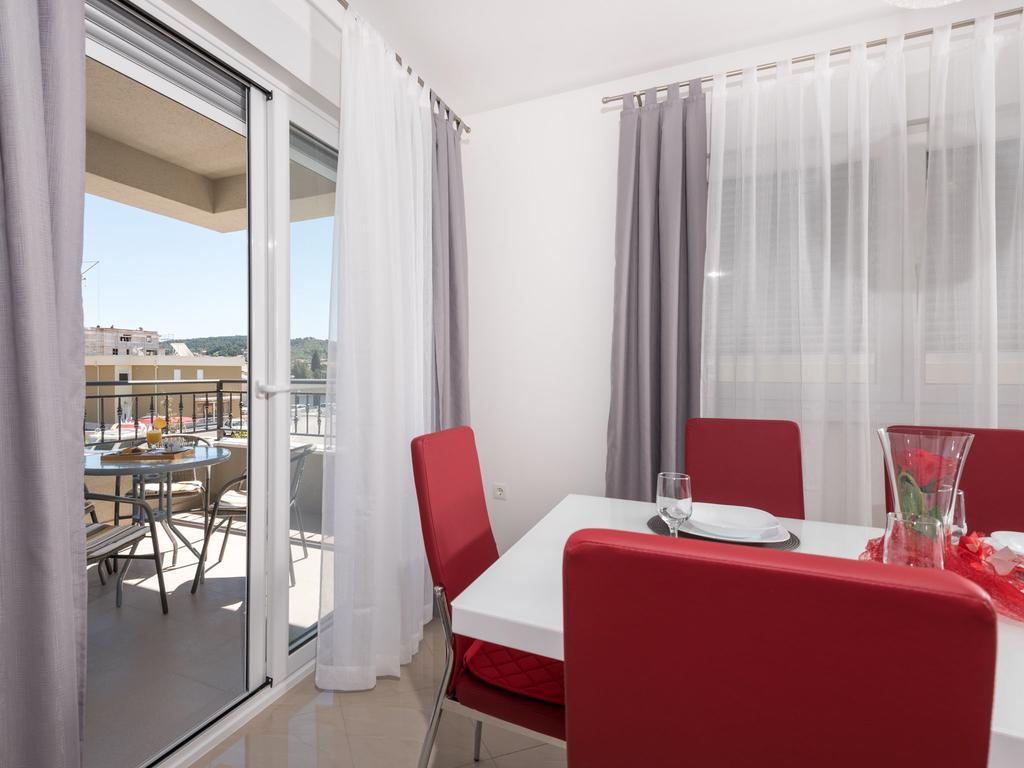 Apartment Bingo Trogir Eksteriør billede