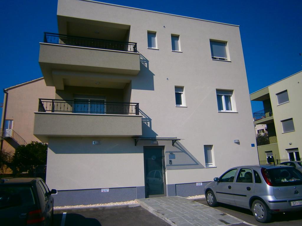 Apartment Bingo Trogir Eksteriør billede